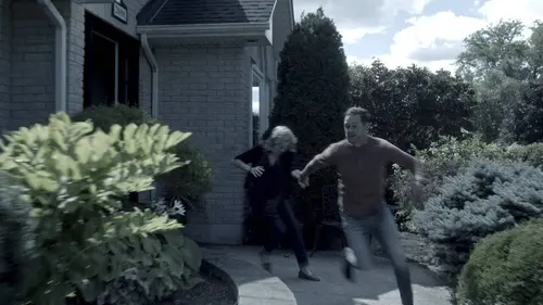 Mon coloc, ce tueur S01E01 Prisonnière sous son toit