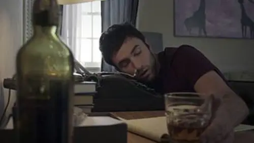 Mon ex est dingue S04E01 Best-seller, tragédie et escroquerie