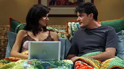 Mon oncle Charlie S06E24 Le base-ball, c'était mieux avec stéroïdes en streaming