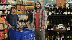 Mon oncle Charlie S09E10 Un bocal à poisson rempli d'yeux de verre en streaming