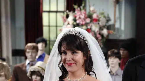 Mon oncle Charlie S08E07 Gazette des grognasses barjos