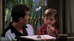 Mon oncle Charlie S01E02 Les intrus