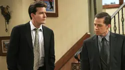 Mon oncle Charlie S02E21 Drague à l'enterrement