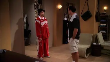 Mon oncle Charlie S01E11 Le chouchou de ces dames