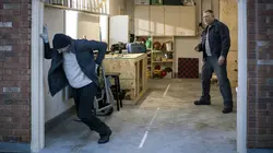 Mon voisin, ce tueur  S07E11 Loi et désordre