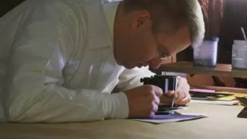 Le tueur d'à côté S03E09 Le diable du désert