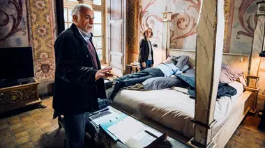 Mongeville S01E13 Séminaire à vif