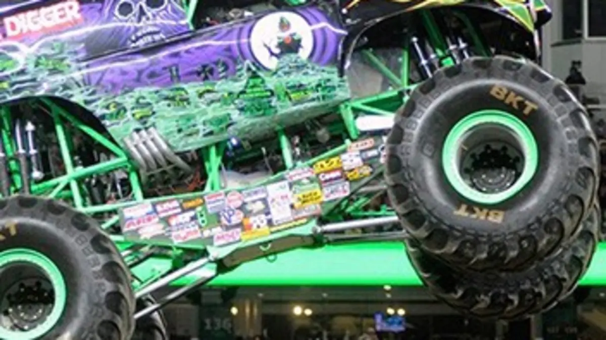 Monster Jam 2015 Vegas Freestyle 1