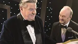 Monstre sacré S01E01