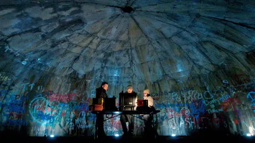 Monstres & légendes S01E03 L'homme-papillon