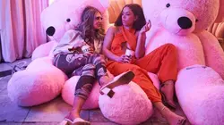 Sur Canal+ Séries à 22h53 : Mood