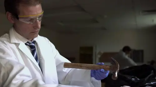 Moordenaars Open & Bloot Deck the halls with murder/death in marriage