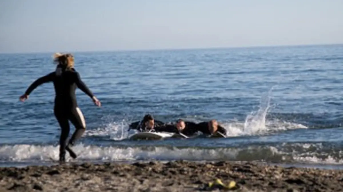 Dead or alive E03 Attention requin