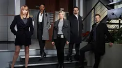 Motive : le mobile du crime  S01E01 Mort d'un prof