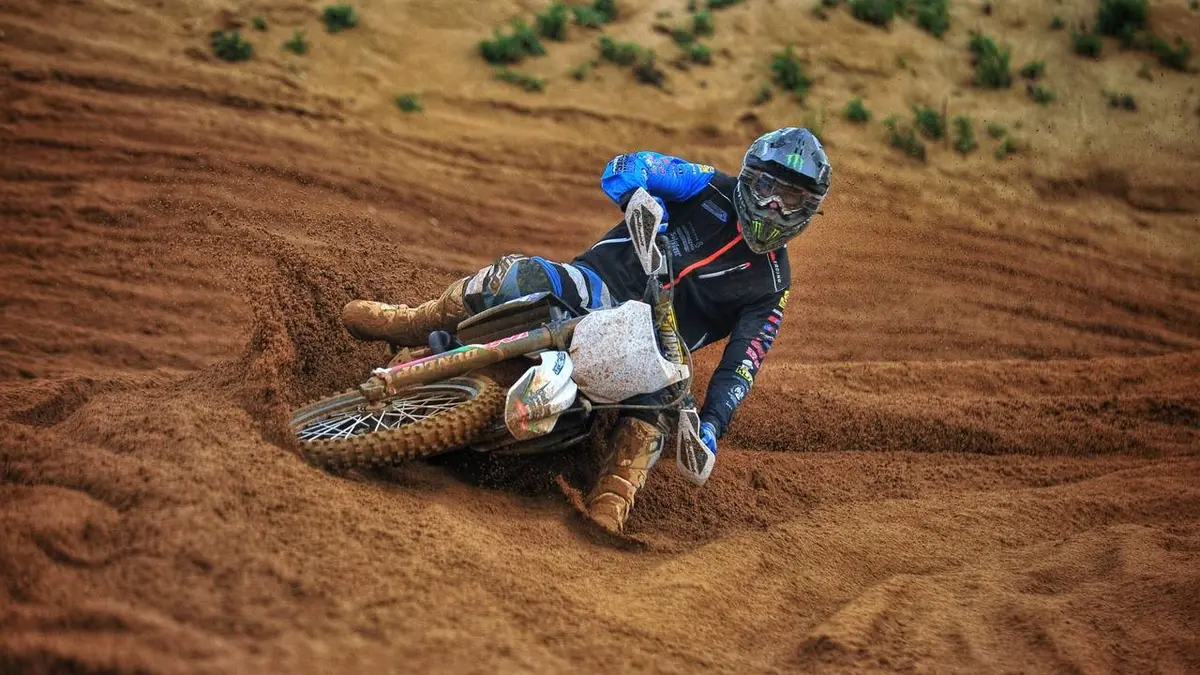 Motocross Pro Hexis Tour