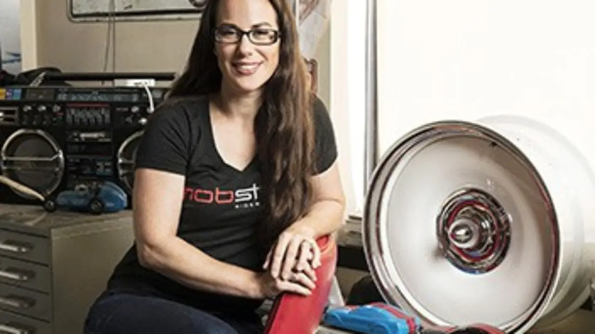 Motors City S01E07 Mercury Turnpike Cruiser