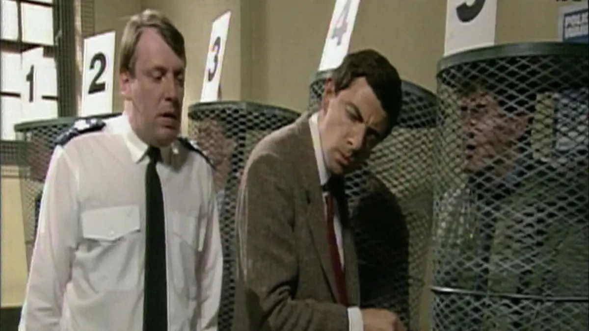 Mr Bean S01E04 Mr Bean va en ville