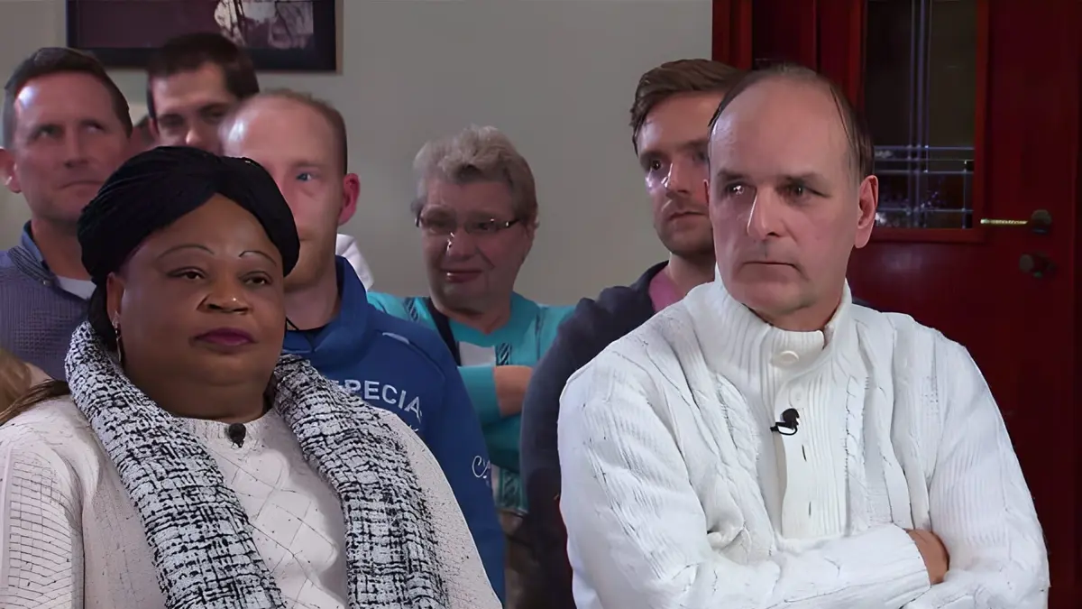 Mr. Frank Visser doet uitspraak Schuttingsgedoe - almere