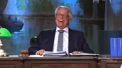 Mr. Frank Visser doet uitspraak  Gemeente ruzie