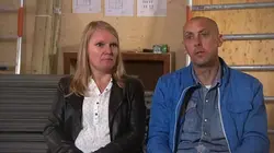 Mr. Frank Visser doet uitspraak  Pesten