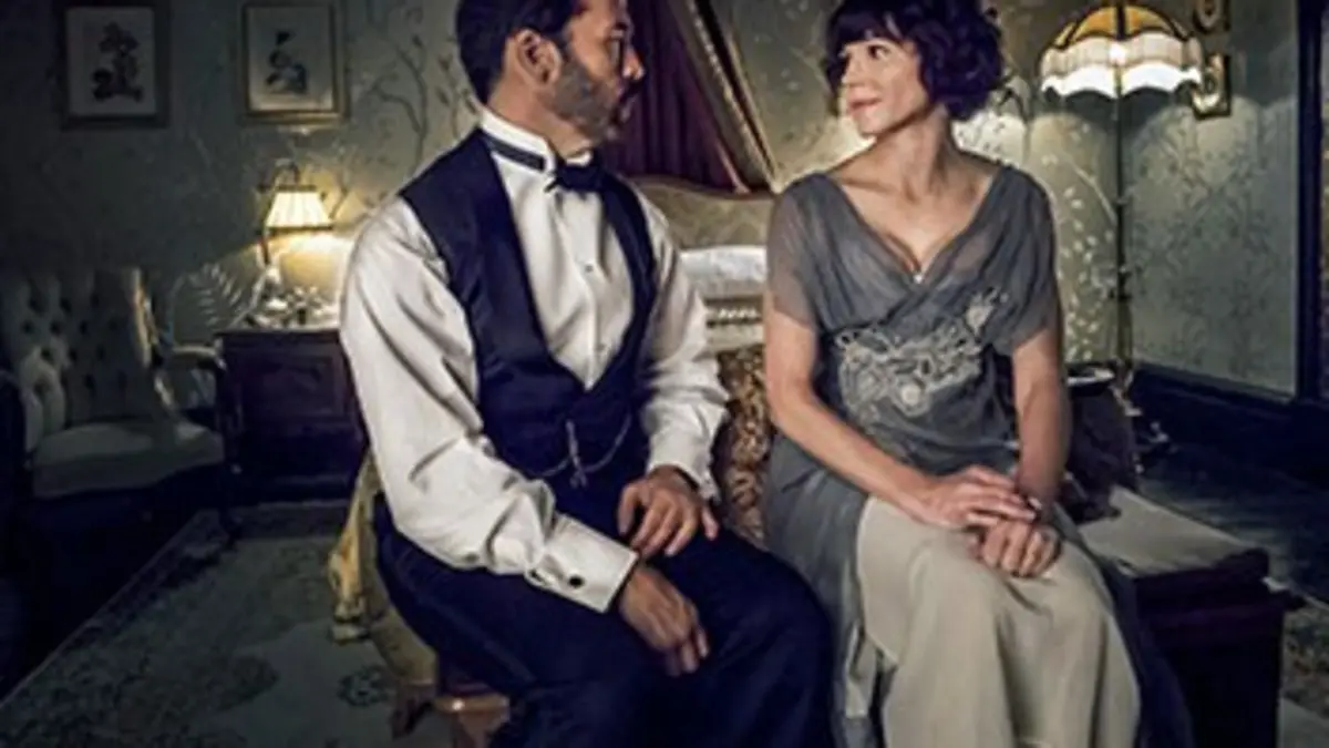 Mr. Selfridge : l'histoire vraie du pionnier du shopping S02E10 Thanksgiving