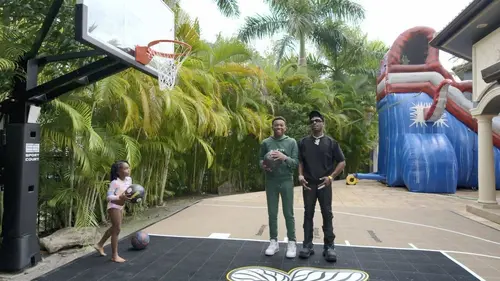 MTV Cribs S19E14 Antonio Brown / Tara Lipinski