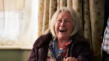 Mum S02E01 Mars