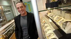 Murder in Paradise S01E01