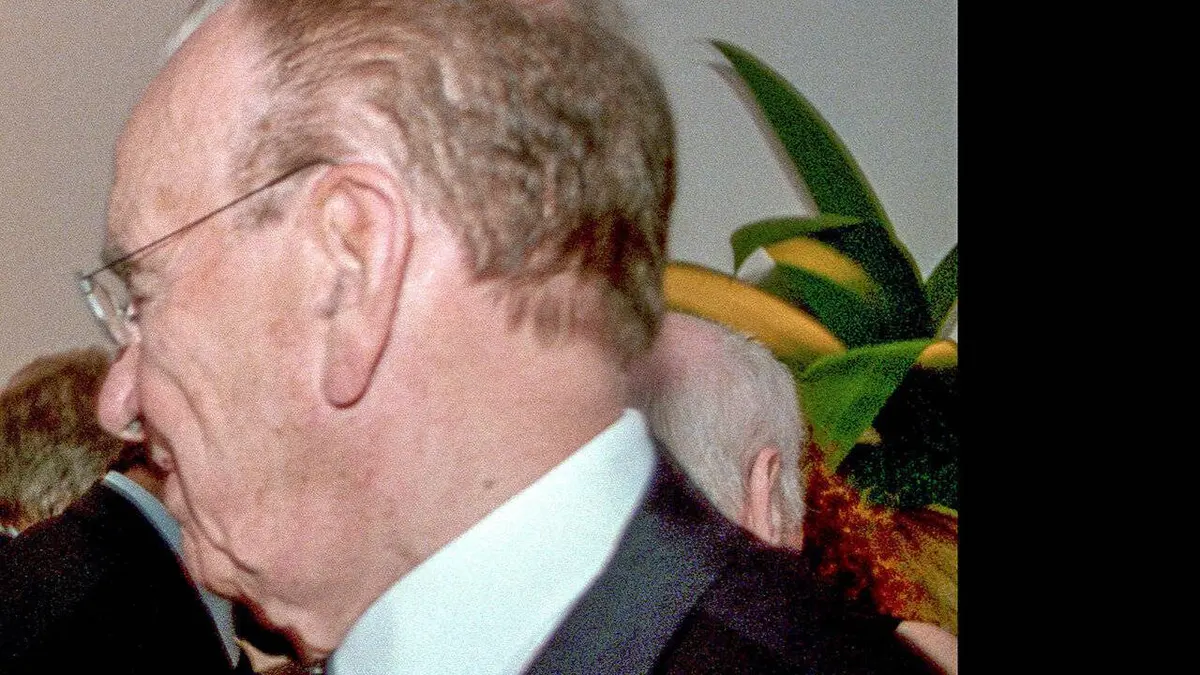 Murdoch, le grand manipulateur des médias E02 La chute