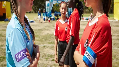 Mustangs FC S01E07 La chanson des Mustangs