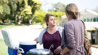 My Life is Murder S01E05 Colosse au pieds d'argile