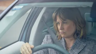 My Life is Murder S04E07 Le club des veuves