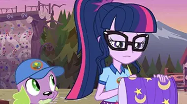 My Little Pony Equestria Girls : La légende d'Everfree E01