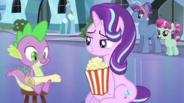 My Little Pony, les amies c'est magique ! S04E20 Les costumes de Sweetie Belle