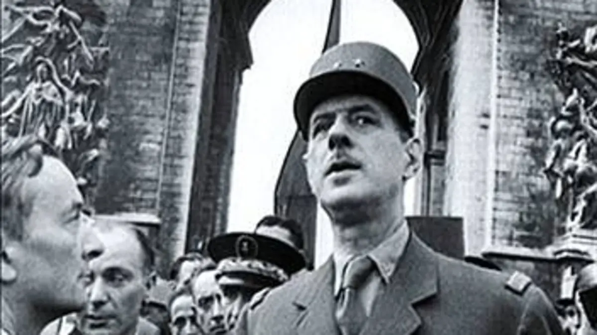 Mystères d'archives S01E02 1944. De Gaulle dans Paris libéré