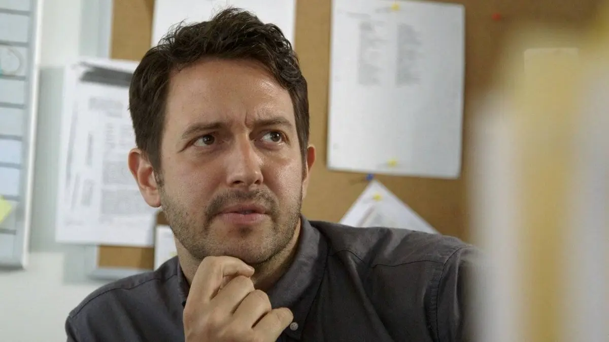 Mystères déclassifiés S01E05 Déchiffrer les mystères des ovnis