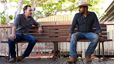 Mystery Road S02E01 The Road