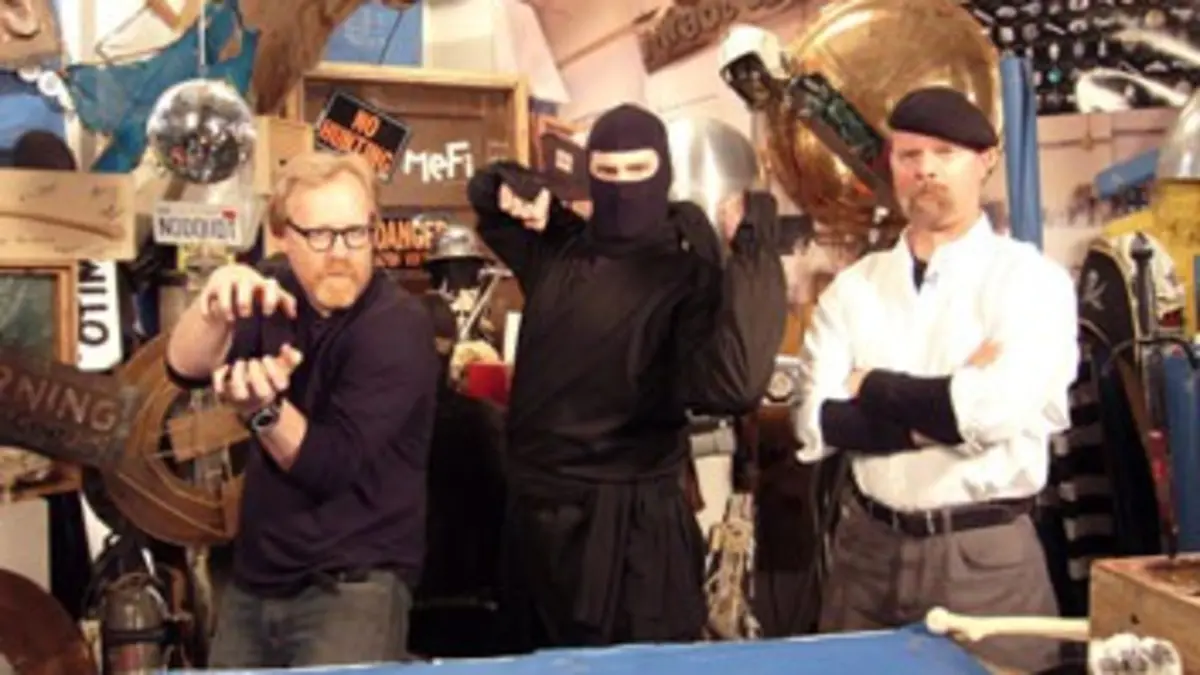 Mythbusters S05E18 Dans le prolongement / Mythes évolutifs / Le mythe de la révolution électronique