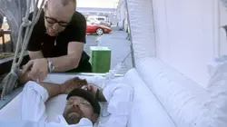 Mythbusters S06E19 Le coup du cercueil / Objets pare-balles