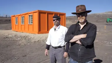 Mythbusters Spécial adhésif dans le canyon