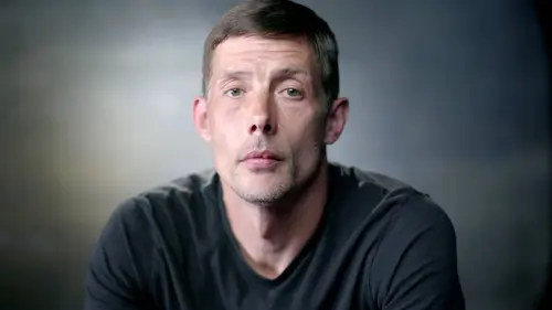 Naissance d'un assassin S01E02 Paul Aldridge