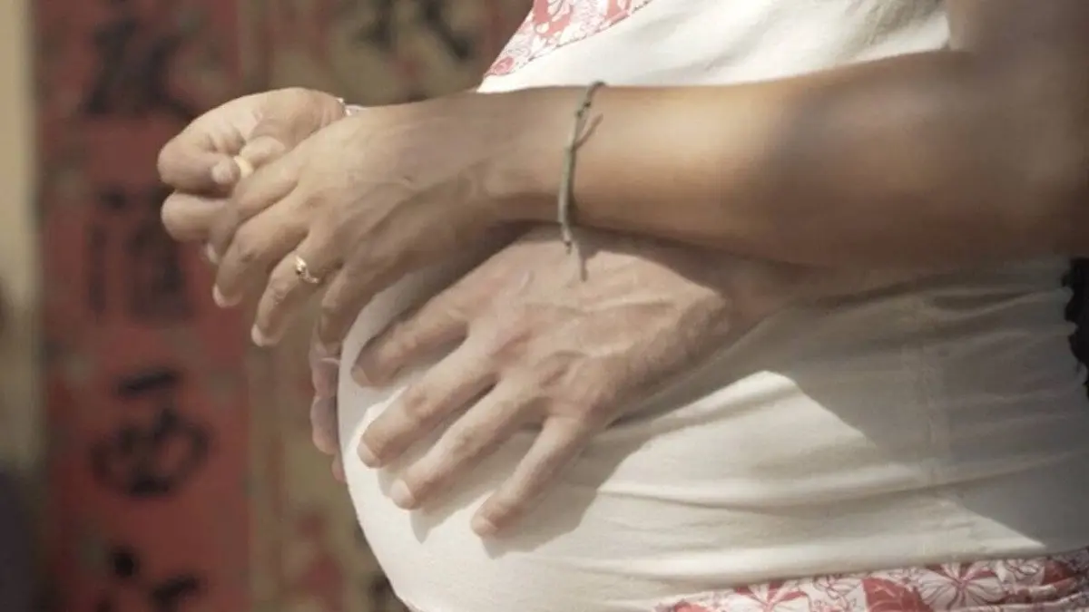 Naître au monde, à la Réunion