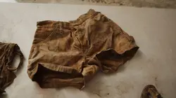 Naming the Dead Une boîte d'os