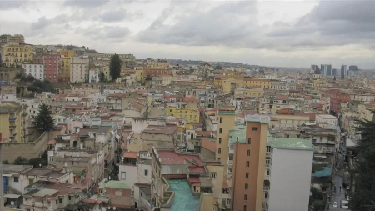 Naples, l'absurde et la grâce