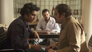 NARCOS : Mexico S01E09 Lope de Vega, 881