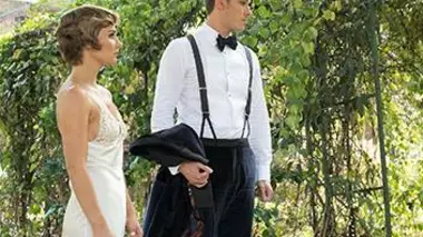 Scarlett et Gunnar font un clip