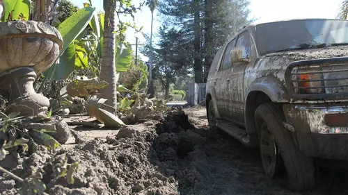 Nature meurtrière S01E08 Coulées de boue fatales