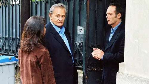 Navarro S15E07 Voleurs sans défense