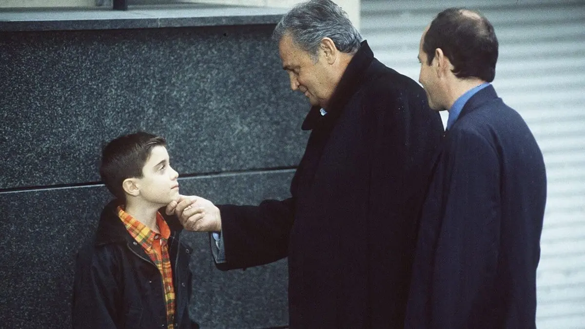 Navarro S10E01 Pleure pas petit homme