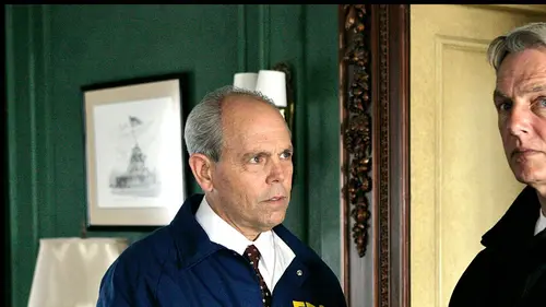NCIS S06E24 Poker menteur